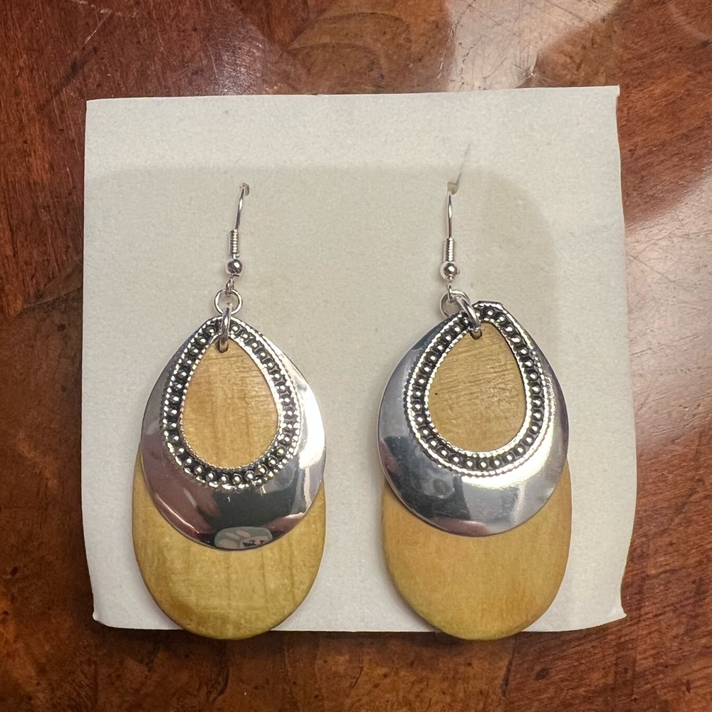 New! Wood/metal earrings
